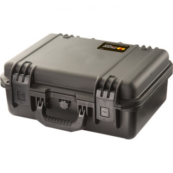 Peli iM2200 Storm Case with Foam (Black)